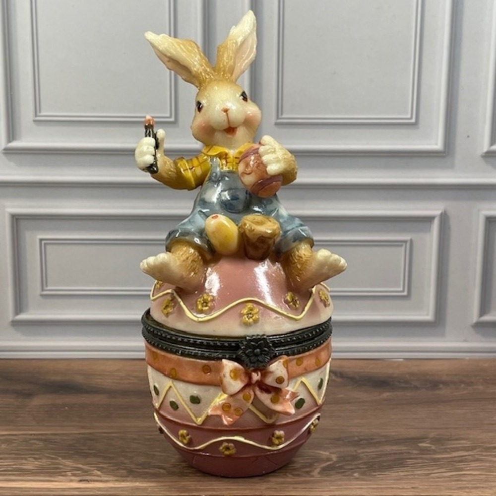 Vintage Easter Bunny Egg Hinged Trinket Box Figurine Hand Painted Decorative